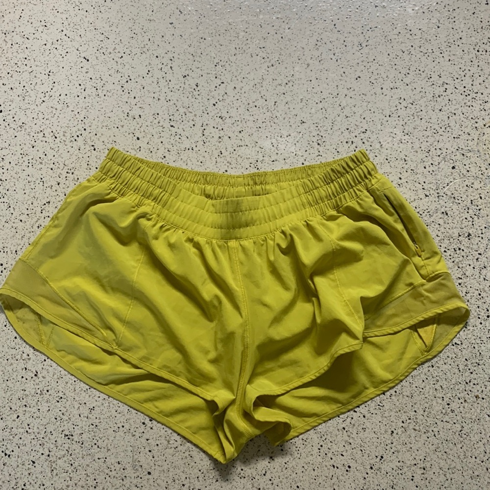 Yellow Hotty Hot 2.5” lululemon shorts